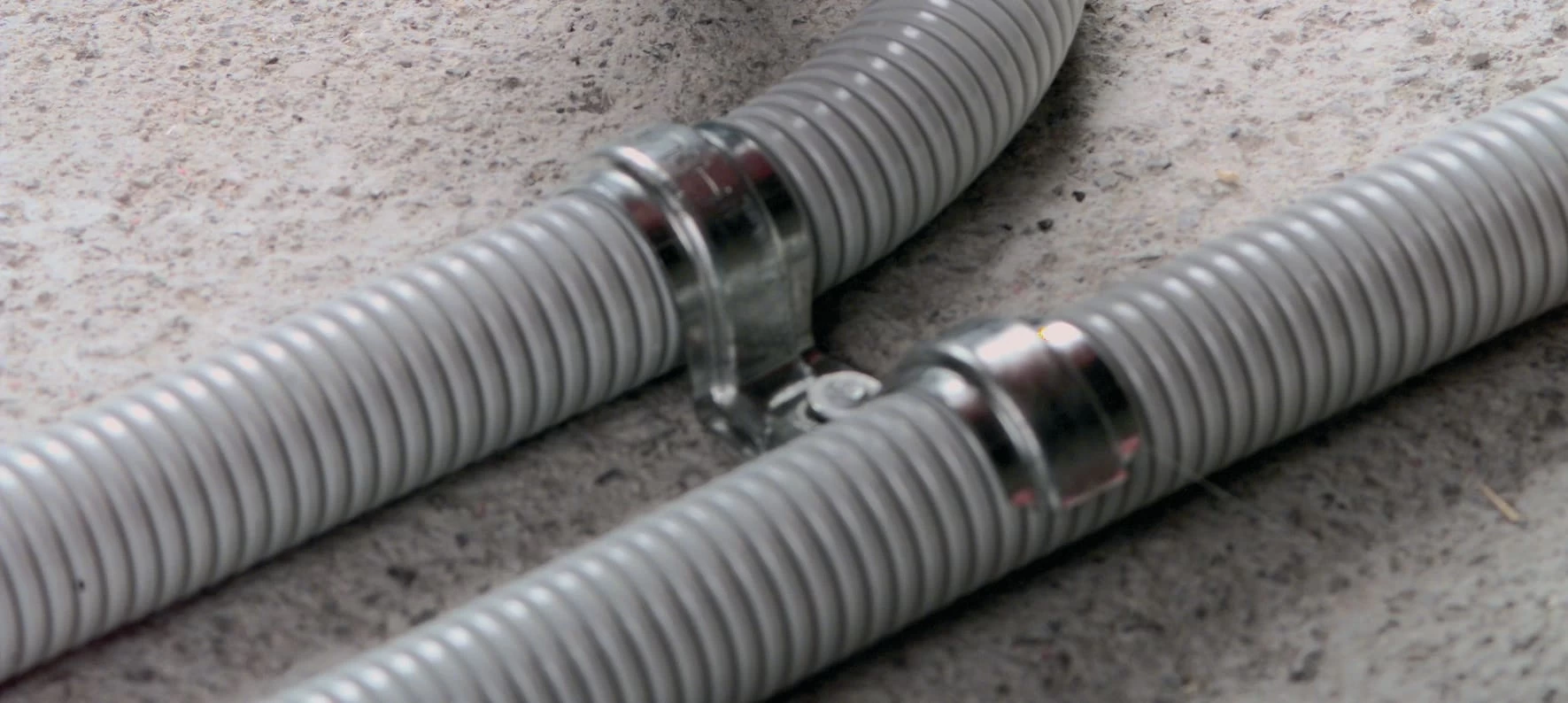 X-EMTC P-clip With X-C Nail 4 X-EMTC P-clip With X-C Nail - Image 2